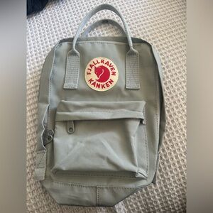 Fjallraven Kånken Gray Mini Backpack